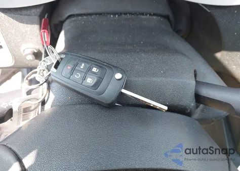 2011 Chevrolet Equinox 1Lt z USA, uszkodzony, nr VIN 2CNFLEEC5B6252768